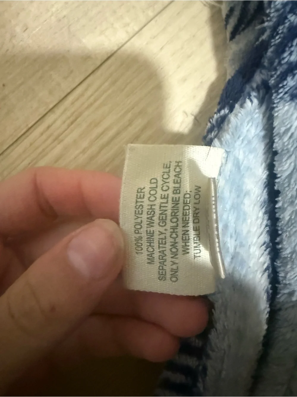 Vera Bradley Navy & Light Blue Plaid Plush Throw